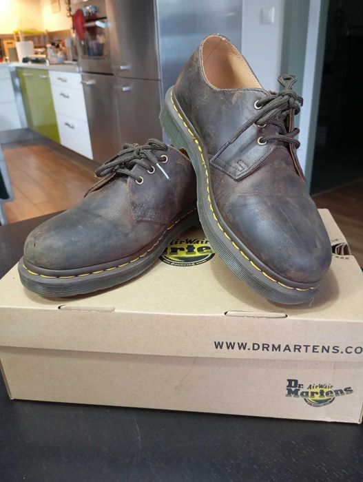 Buty DR Martens.