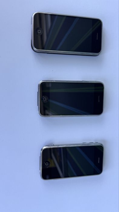 Лот Apple iPhone 2G (A1203) – 3 телефони