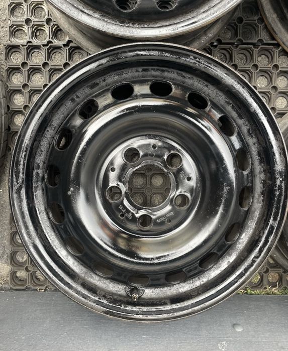 Диски металеві 5/112 r15 Mercedes