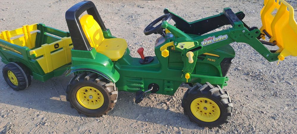 Traktor z przyczepką John Deere Rolly Toys