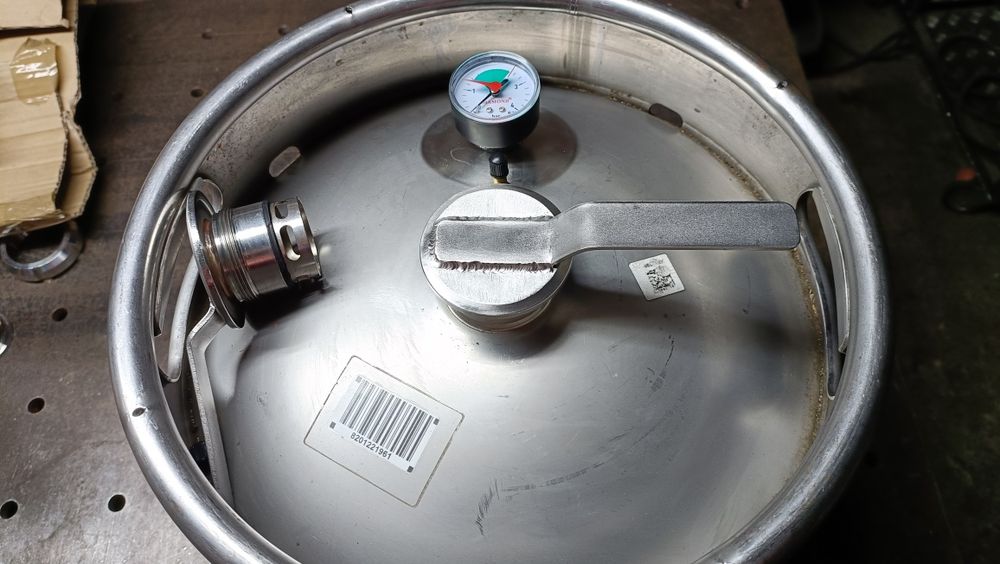 Beczka keg kega do piwa po piwie podpiwek