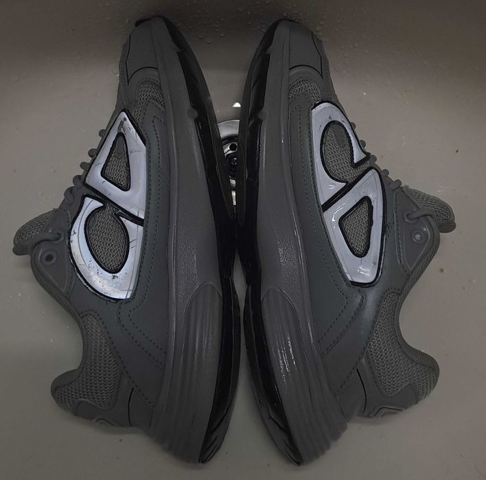 Dior B30 cinza