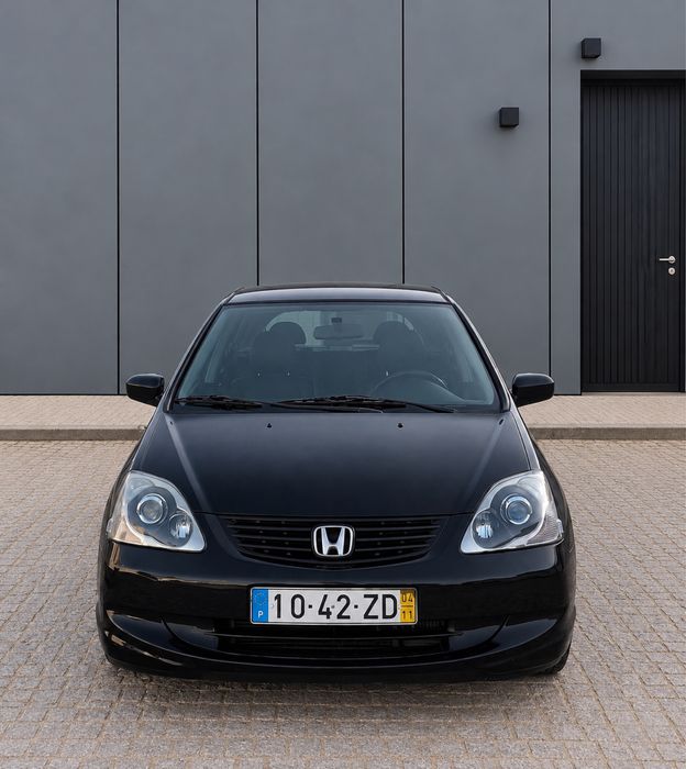 Honda Civic 1.7 CDTI ES Exclusive — photo 2