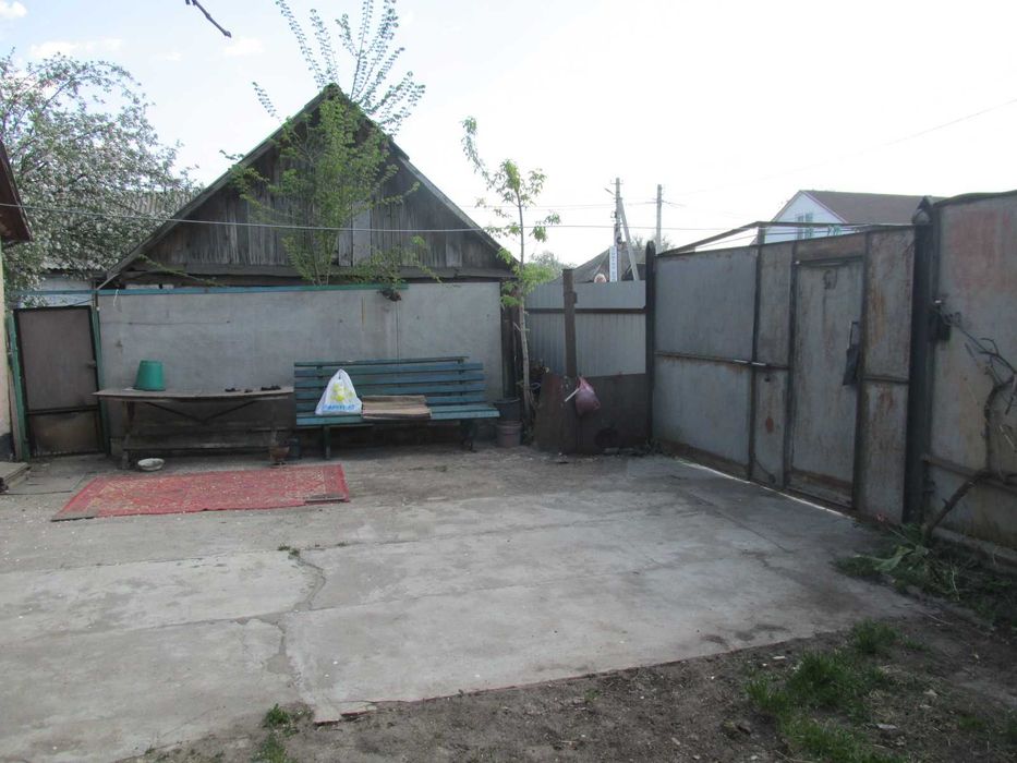 Продам газифікований будинок по вул. Садовій (р-н Бам - Дитяча лікарня)