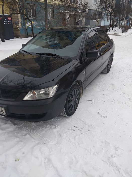 Продам .Лансер 9