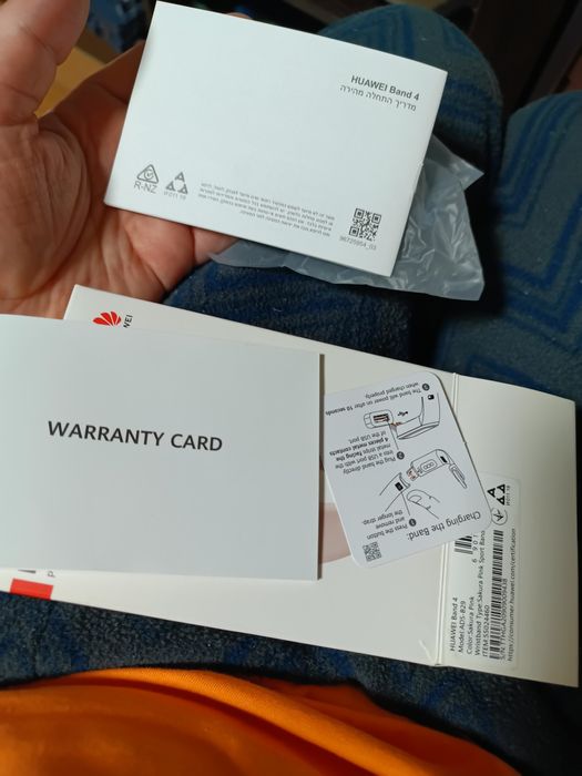 Смарт-браслет Huawei Band 4 (Sakura Pink) — Повний комплект