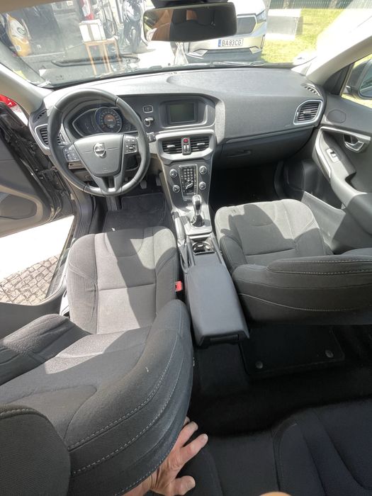 2019,Volvo V40,D3,Salvado