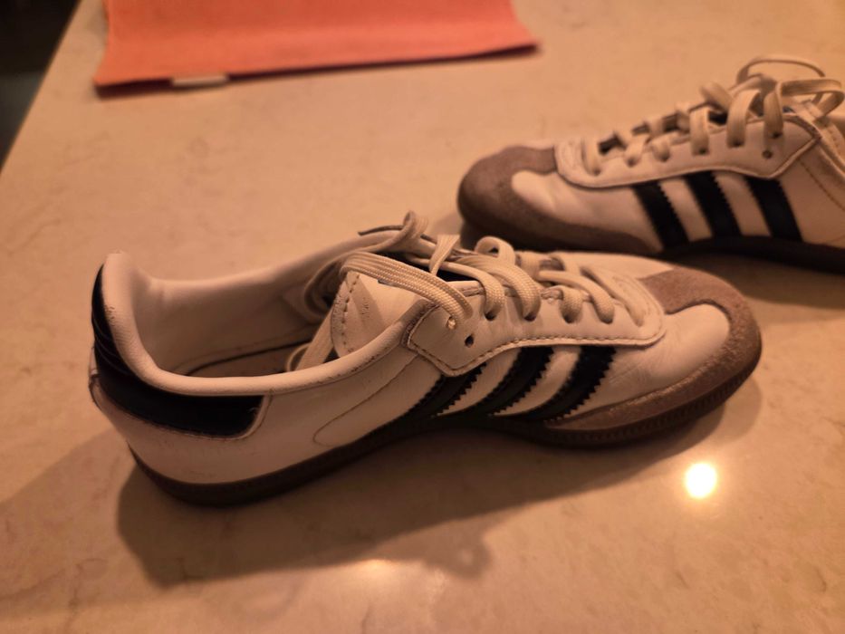 Adidas Samba de criança em bom estado