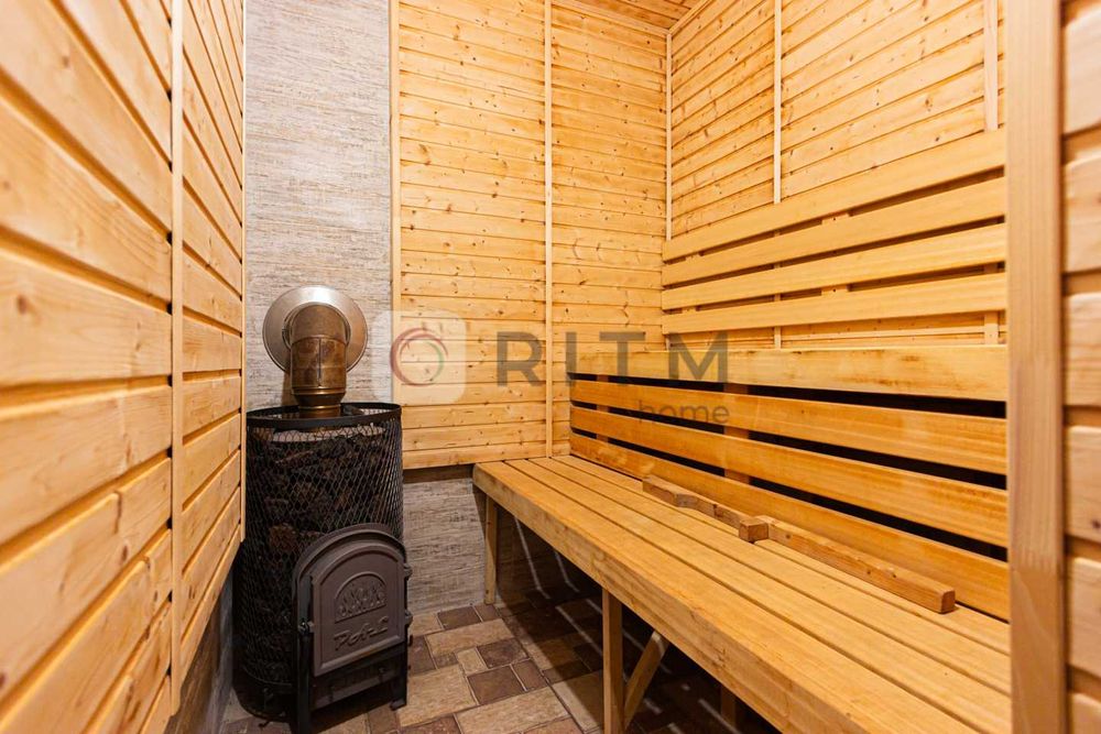 Продаж будинок з ремонтом 320м2 в с. Сокільники, вул. Довбуша.