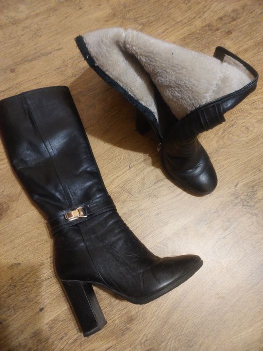 Зимние сапоги 37р на овчине кожа
