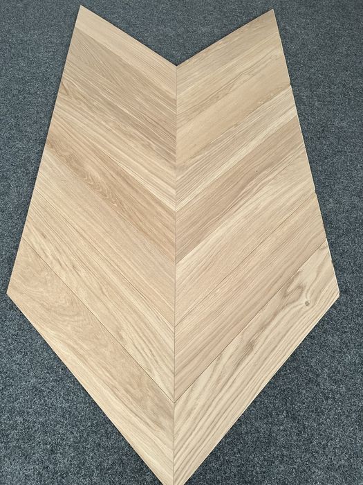 Jodełka Francuska Dąb Natur 15x140x700mm, 4faza, Surowa lub OLEJ UV