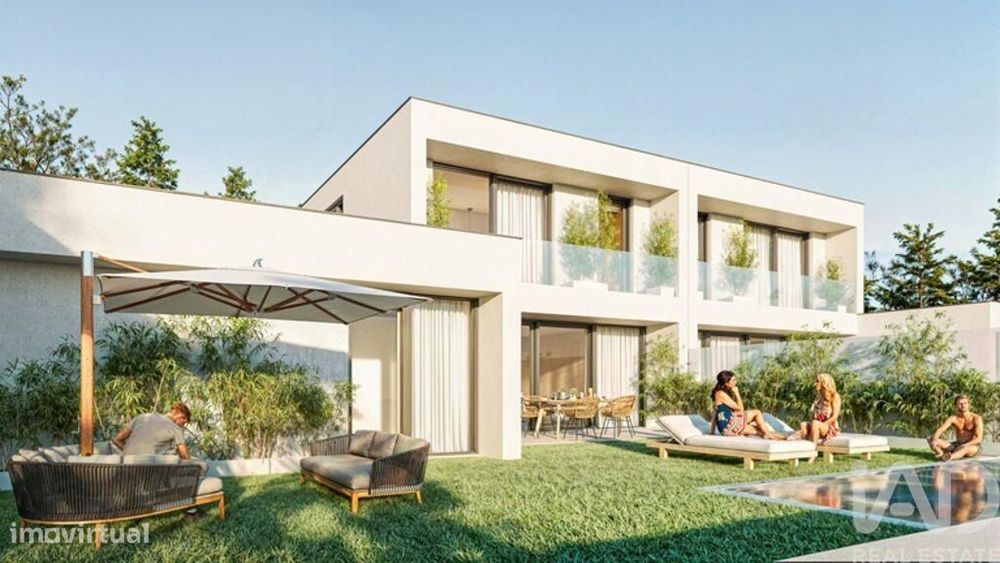 Casa T3 em Tagilde E Vizela (São Paio) de 211,00 m2