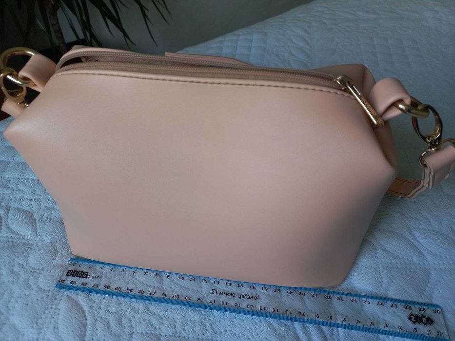 Сумка з ремінцем