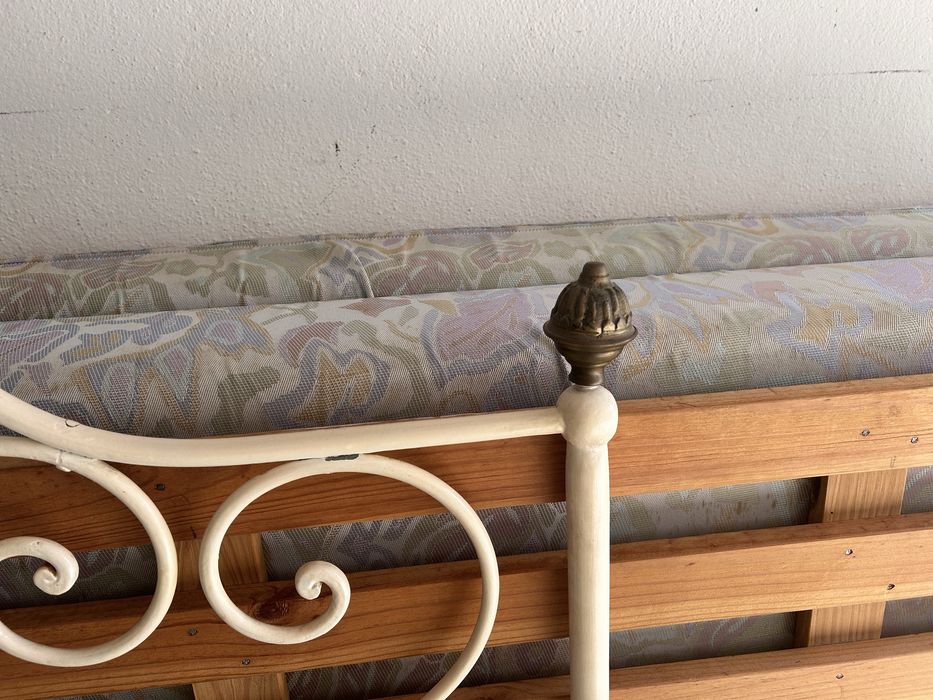 Camas de ferro antigas