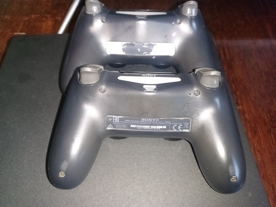 Сони плейстейшен 4