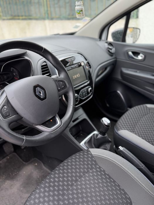 Renault Captur 1.0 TCe Exclusive
