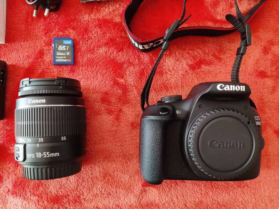 Kit Máquina Fotográfica CANON EOS 2000D + Lente 18-55 mm + Tripé Hama
