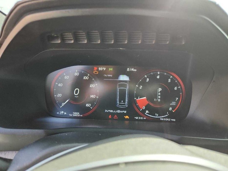 2021 Volvo XC90 T6 inscription