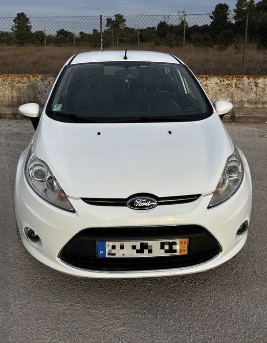 Vendo Ford Fiesta 1.25 | 2012 | Gasolina | Nacional — photo 2