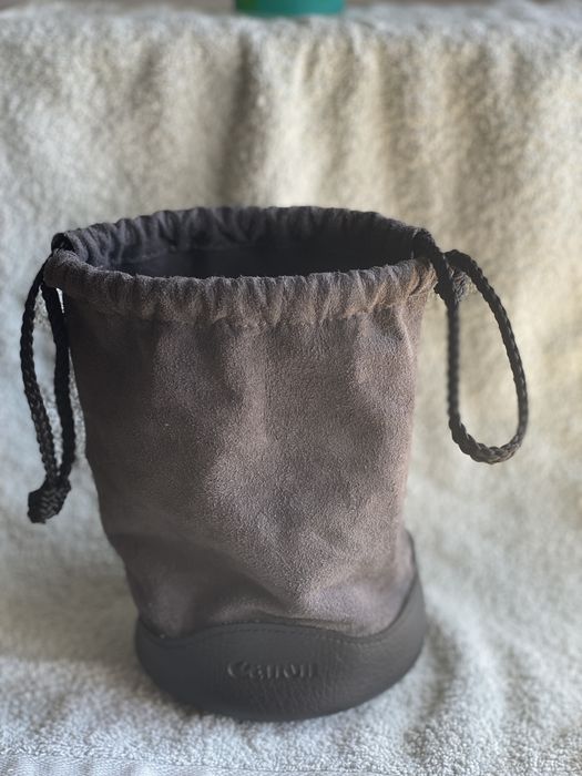 Canon Lens Pouch + 3x EF Rear Caps