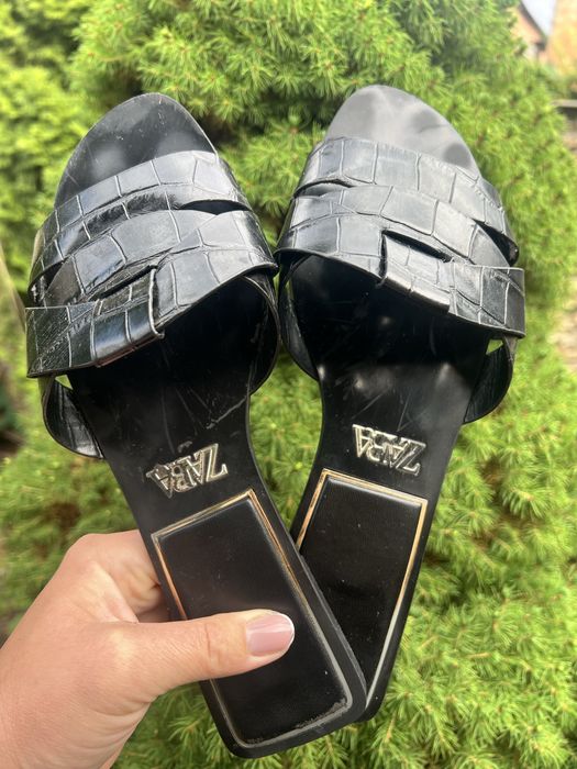 Шкіряні шльопки , шльопанці Zara 39 розмір