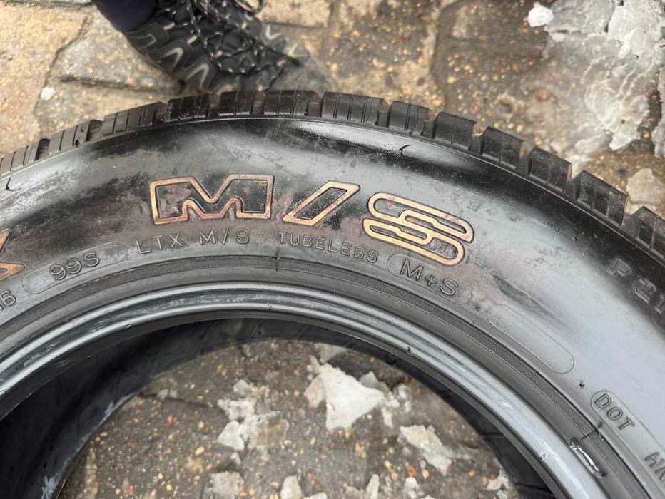 шини скати колеса 215 70 16 Michelin 11 mm 2 шт зима