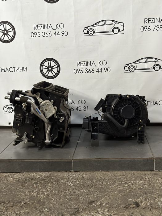 Корпус пічки салону Mitsubishi L200 2.5 D-ID 4D56U 2006-2014 р.