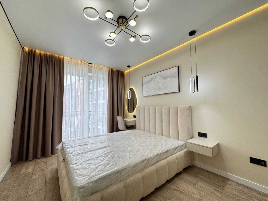 БЕЗ КОМІСІЇ !!!Стильна півторачка у центрі міста