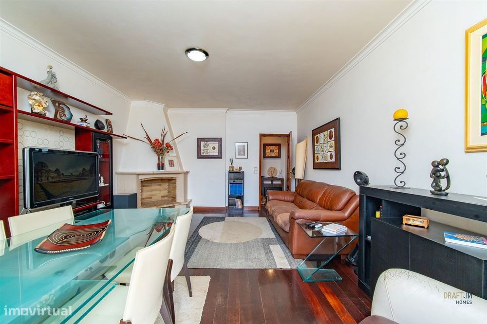 Apartamento T2 com Garagem | Costa da Guia, Cascais
