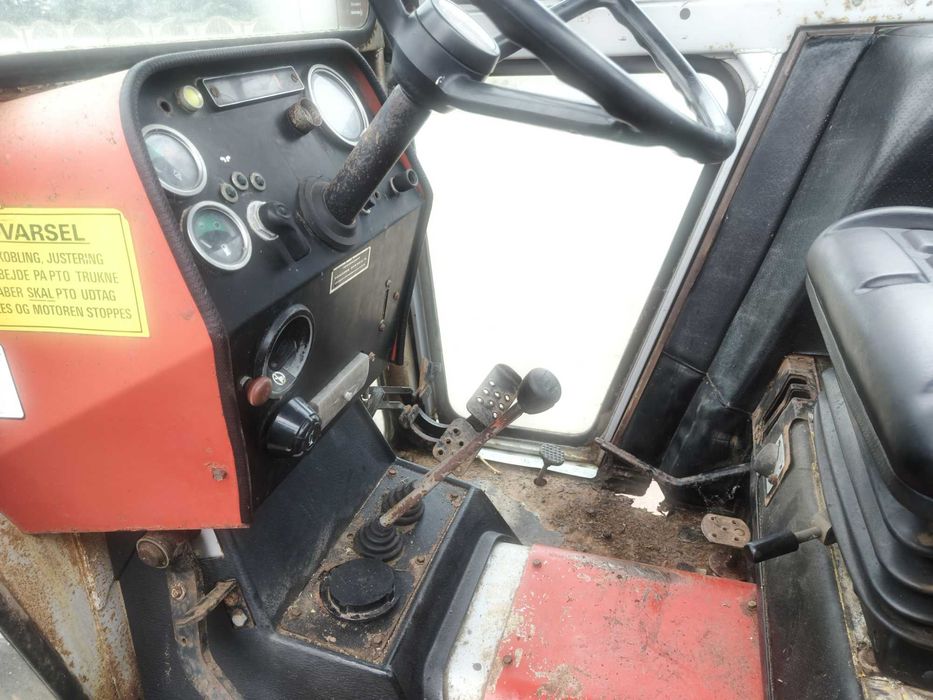 MF 550  255 c-330  Massey Ferguson 3512 Ursus renault 3 P