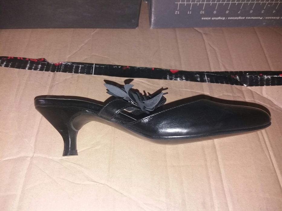 Ryłko czarne klapki z palcami szpilki szpileczki niski obcas 36 38