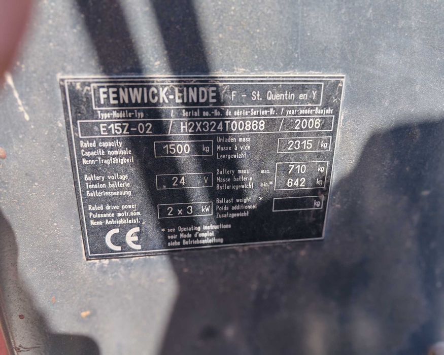 Wózek  widłowy Linde E15