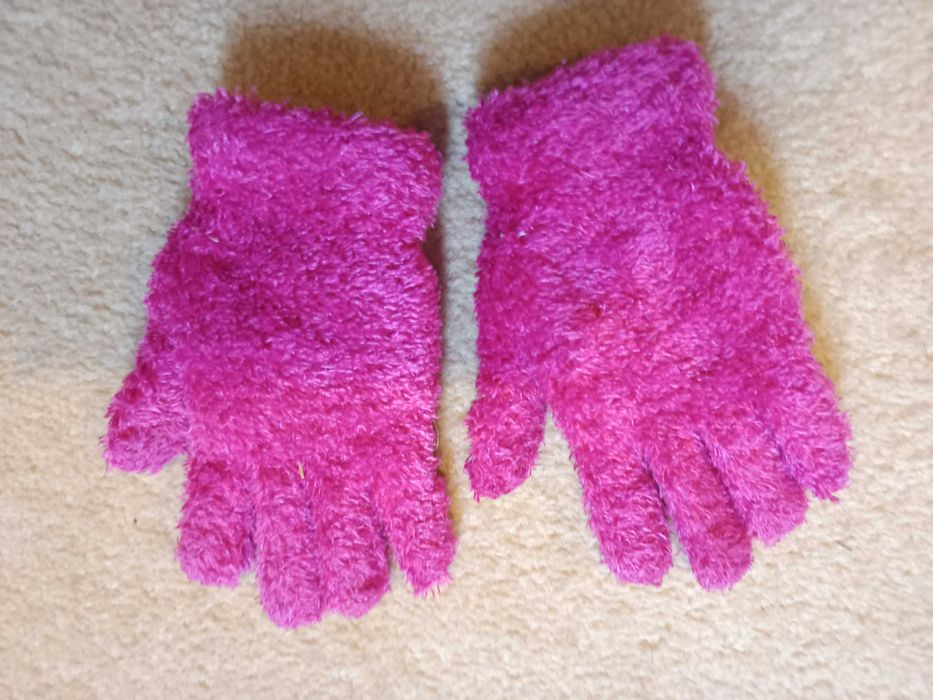 czapki,szaliki, rękawiczki