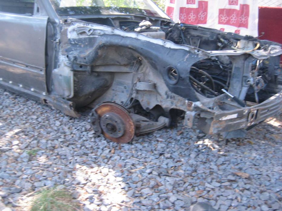 МЕРСЕДЕС W 124 1994 року. 2.5 дизель. Седан. Ціна нижче ринку.