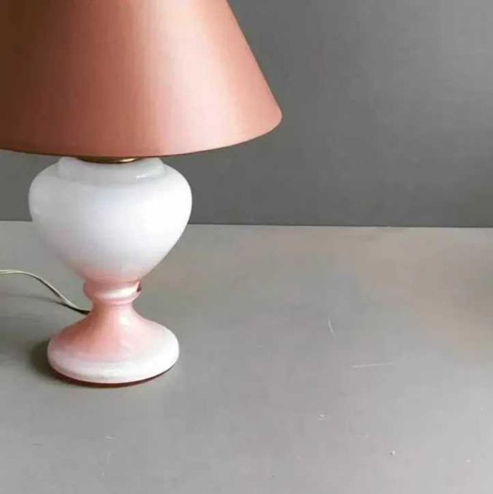 Candeeiro com base em vidro e eletrificação nova