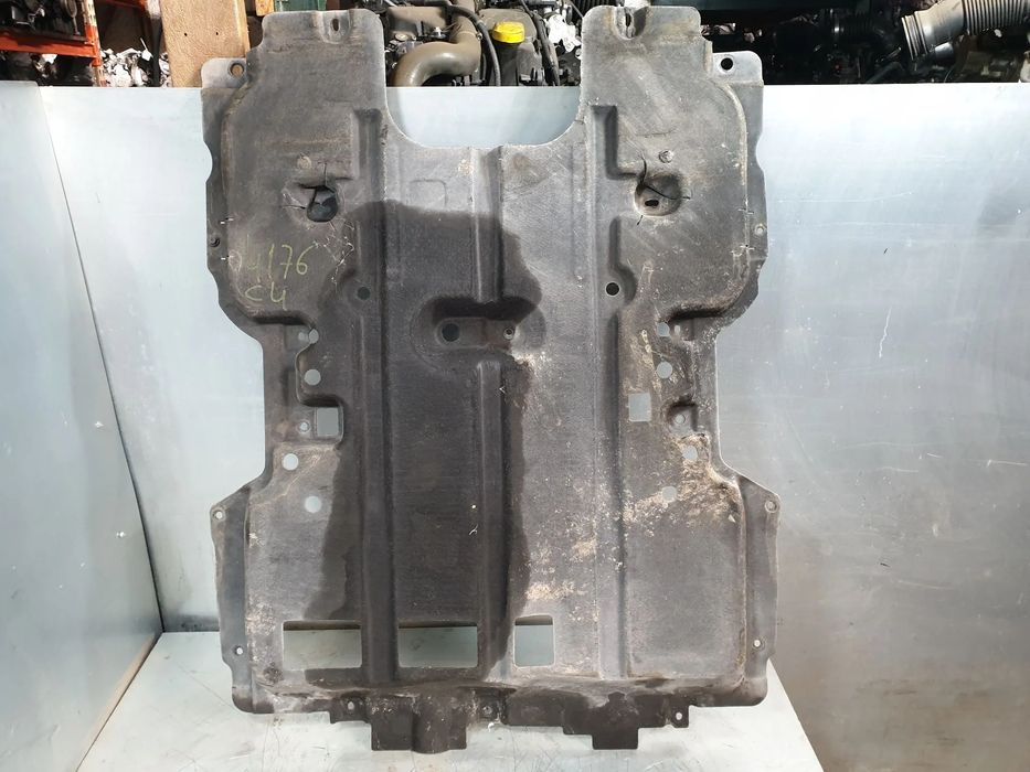 Blindagem inferior do motor CITROËN C4 III