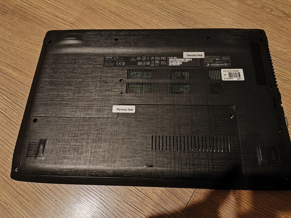Laptop Asus Aspire E15 E5-575-33BM