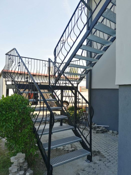 Schody metalowe cynkowane