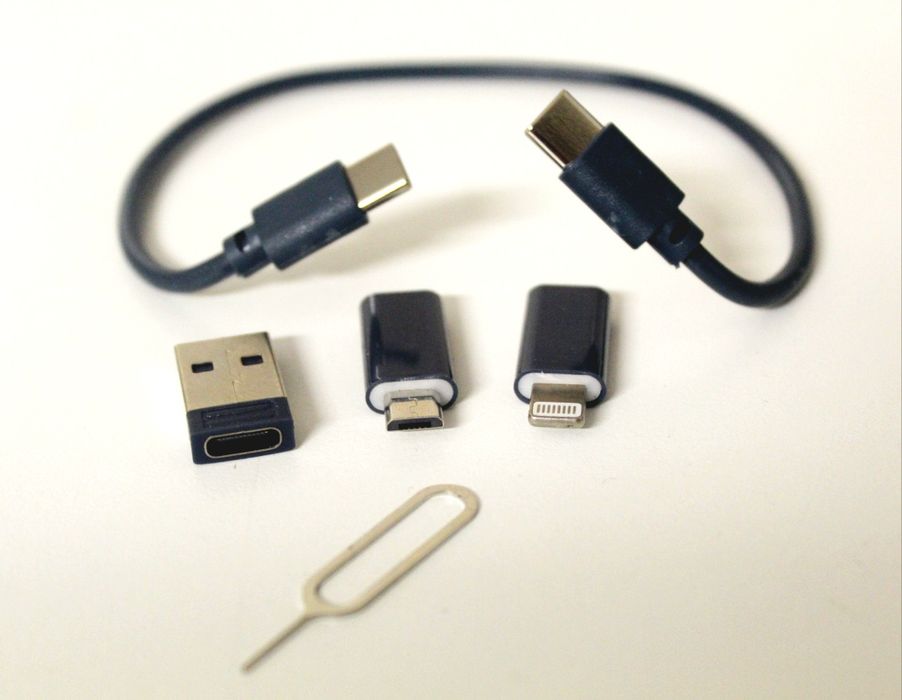 Accessory Box for All Types of Mobile Phones64738741971585123