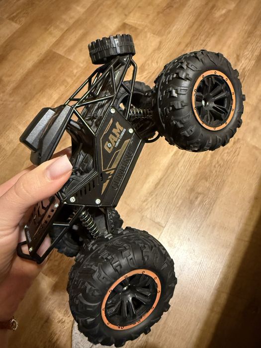 Машинка на пульті керування: 735 грн. - Машинки Старые Кодаки на Olx