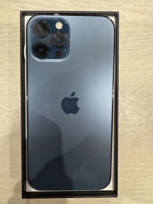 Продам iPhone 12 Pro Max