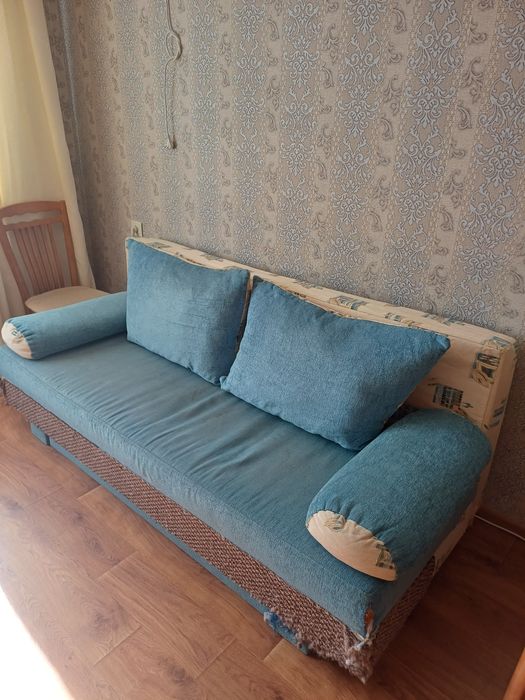 Диван віддам самовивіз