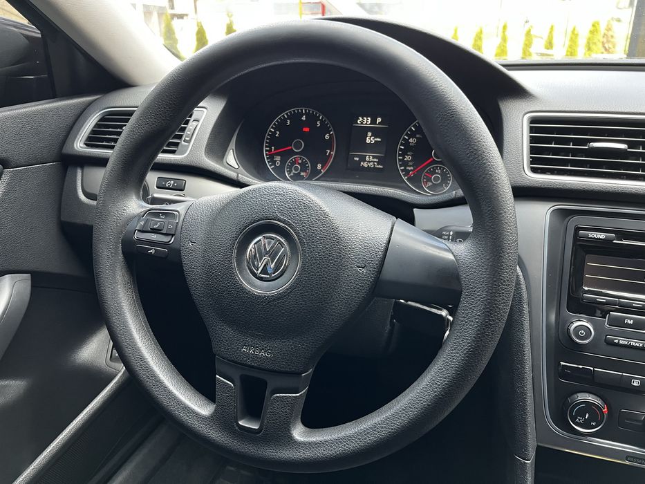 Volkswagen Passat B7 2013 2.5 газ/бенз