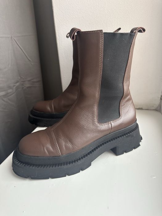 Чоботи, Черевики челсі , ботинки