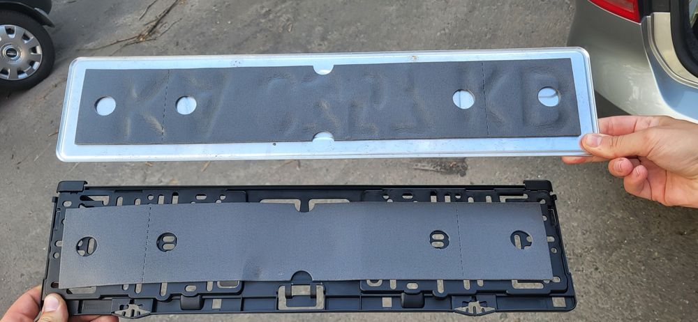 Рамка номерного знака VAG