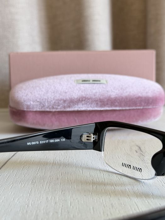 Окуляри MIU MIU