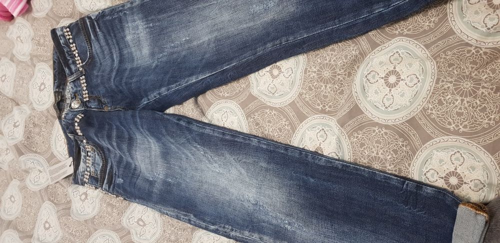 Nowe jeansy rozmiar 25