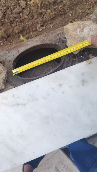 Lareira / salamandra antiga em ferro 70.5 altura 53 largura