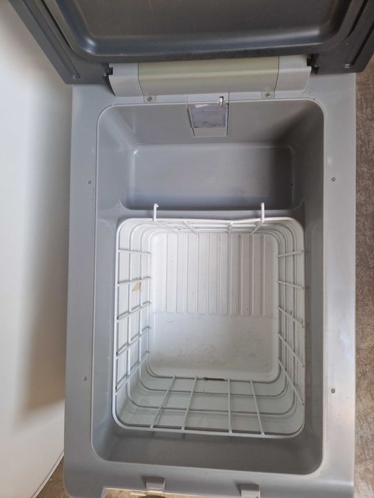 Lodowko- zamrazarka waeco