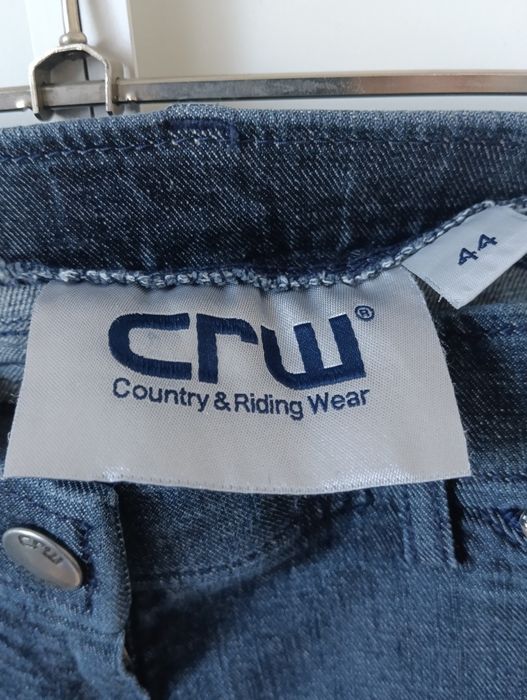 Spodnie Country & Riding Wear rozmiar 44
Obwód w pasie 88-100c